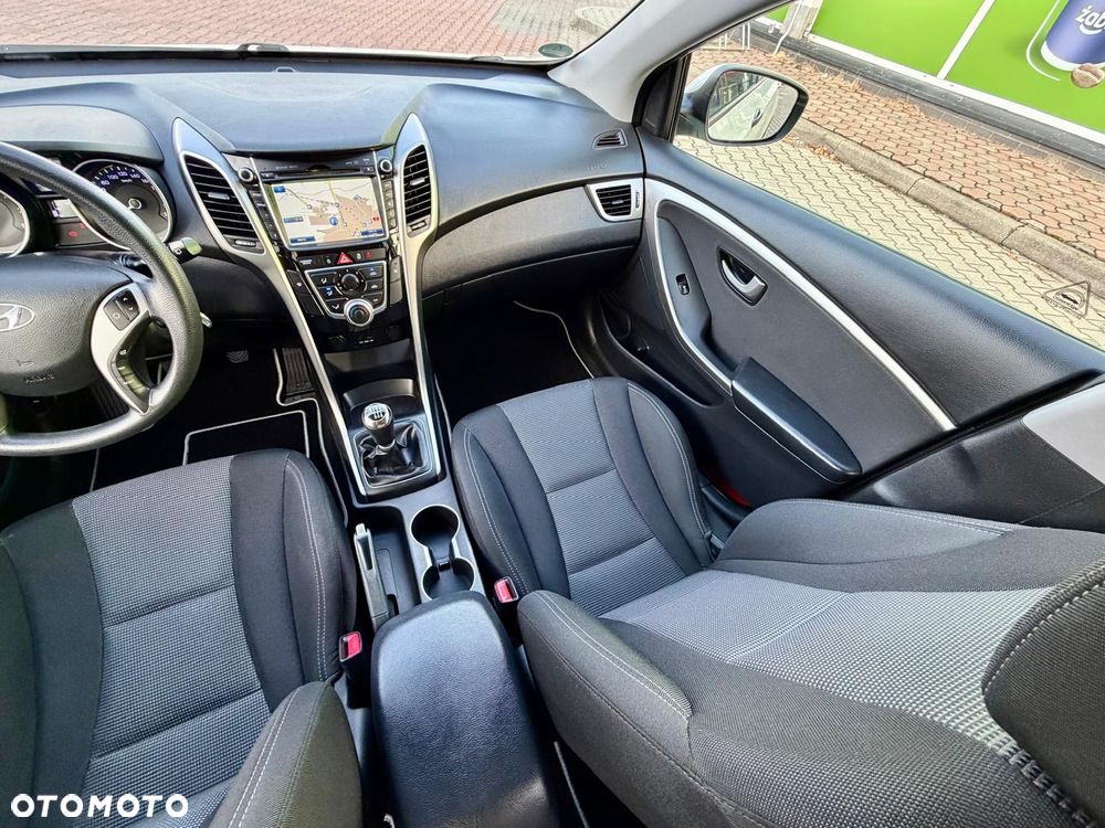 Hyundai i30 - 12