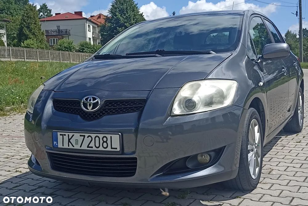 Toyota Auris 1.4 D-4D - 2