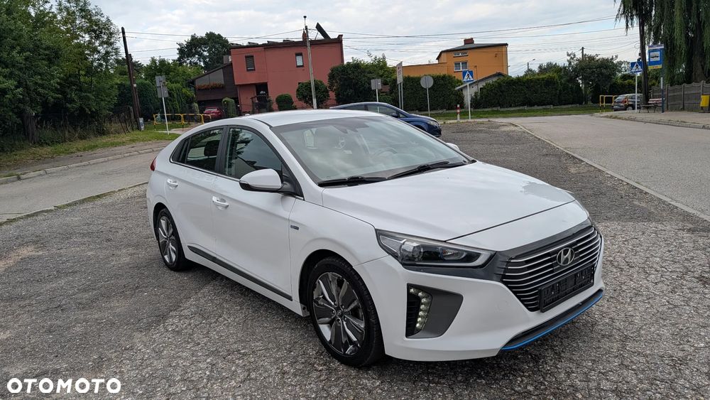 Hyundai IONIQ 1.6 GDI Premium - 2