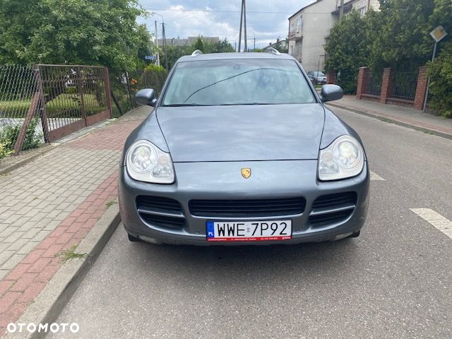Porsche Cayenne - 5