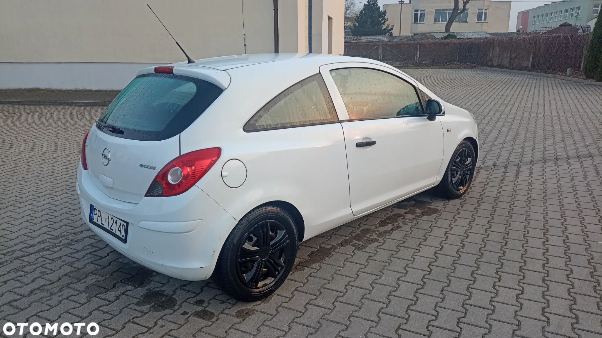 Opel Corsa - 3