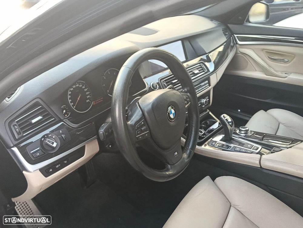 BMW M550d xDrive Auto - 23