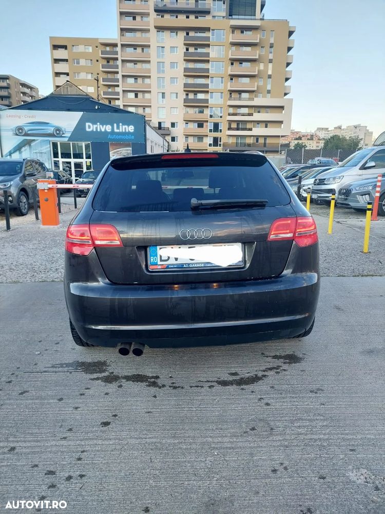 Audi A3 Sportback - 1