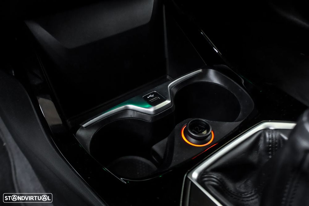 BMW 116 d Pack M - 25