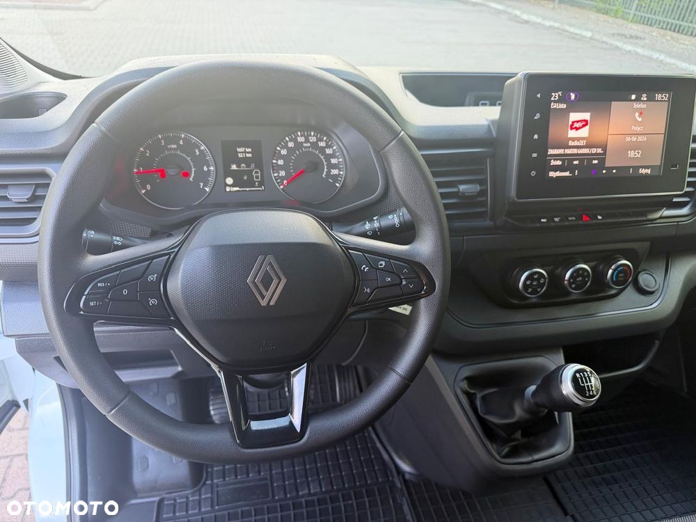 Renault Trafic - 28