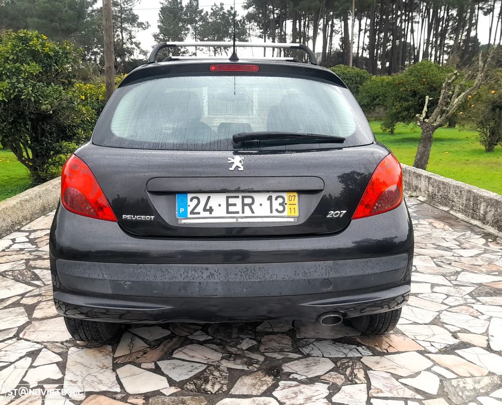 Peugeot 207 1.4 16V Trendy - 6