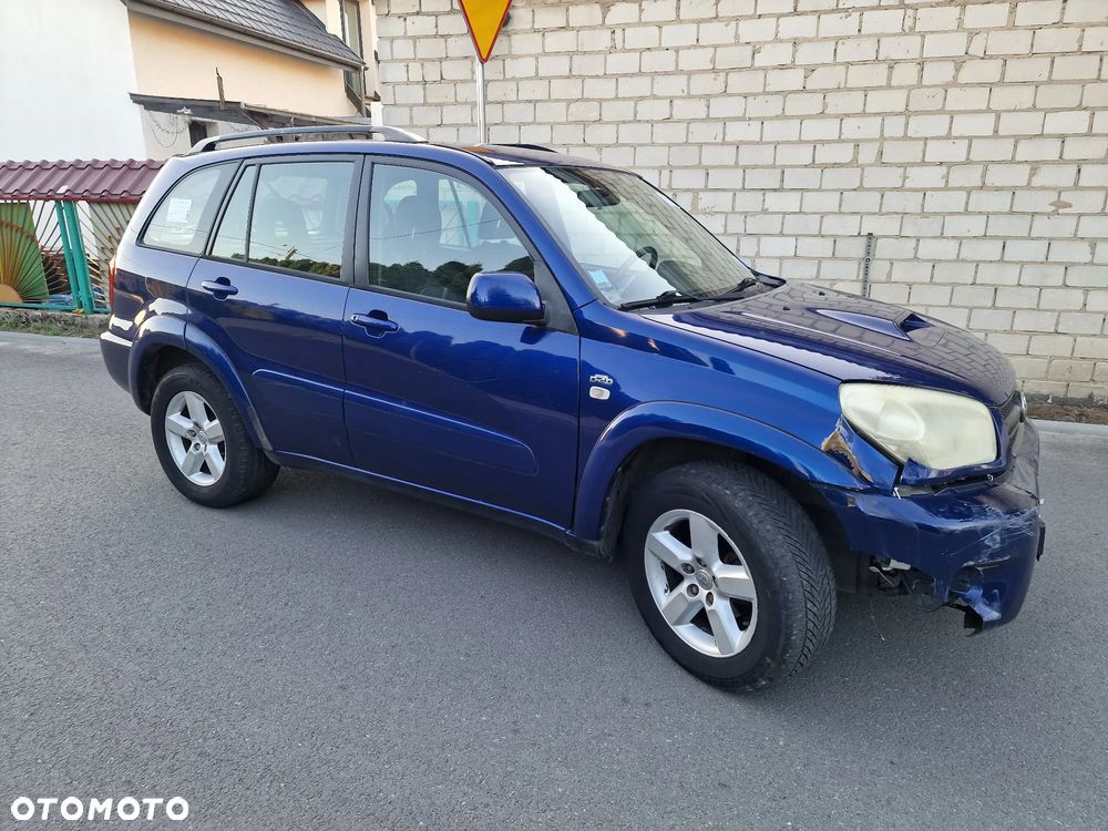 Toyota RAV4 D-4D 4x4 - 9