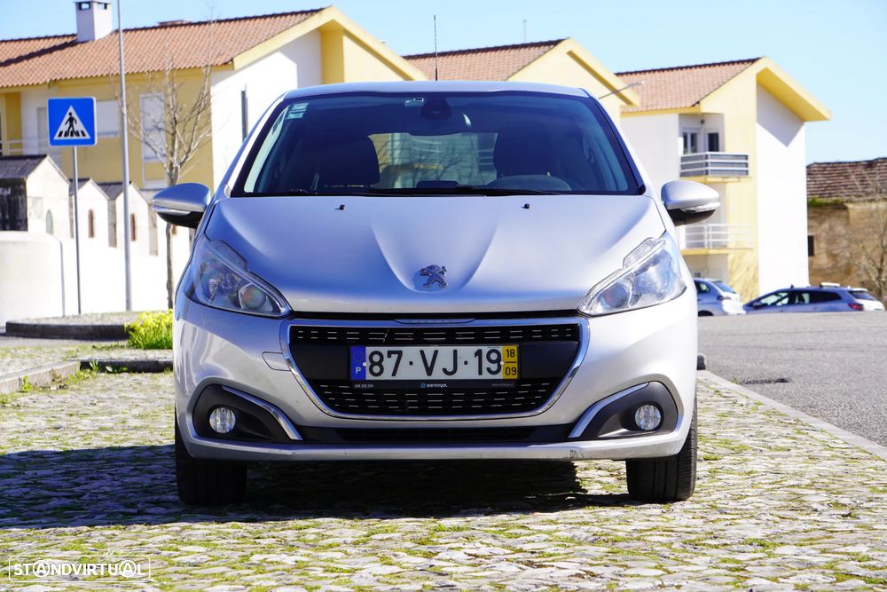 Peugeot 208 1.2 PureTech Signature - 7