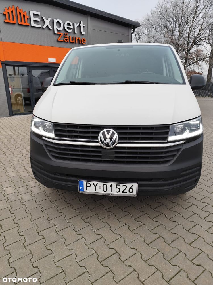 Volkswagen Transporter - 1