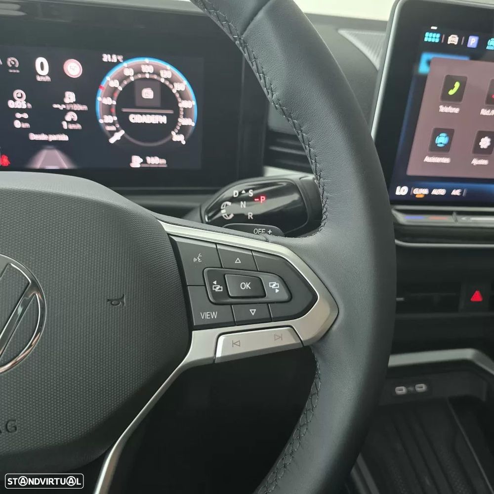 VW T-Roc 1.5 eTSI Trend DSG - 25