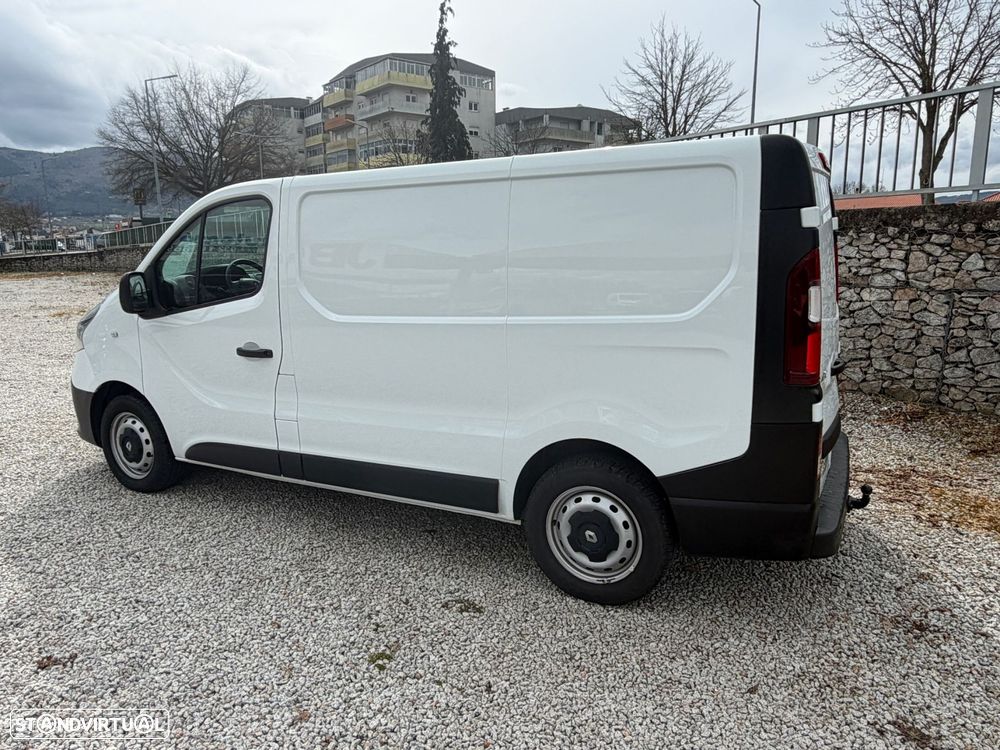 Renault Trafic 1.6 dCI 3LUG c/GPS Iva Dedutível - 4