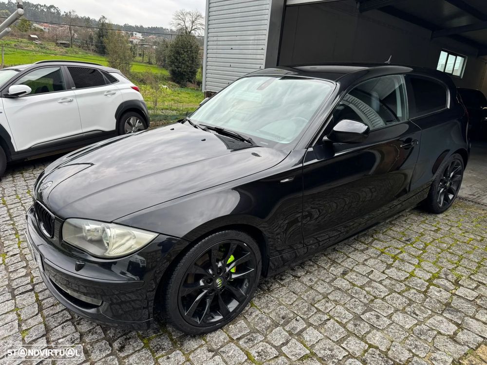 BMW 118 d Edition Exclusive - 3