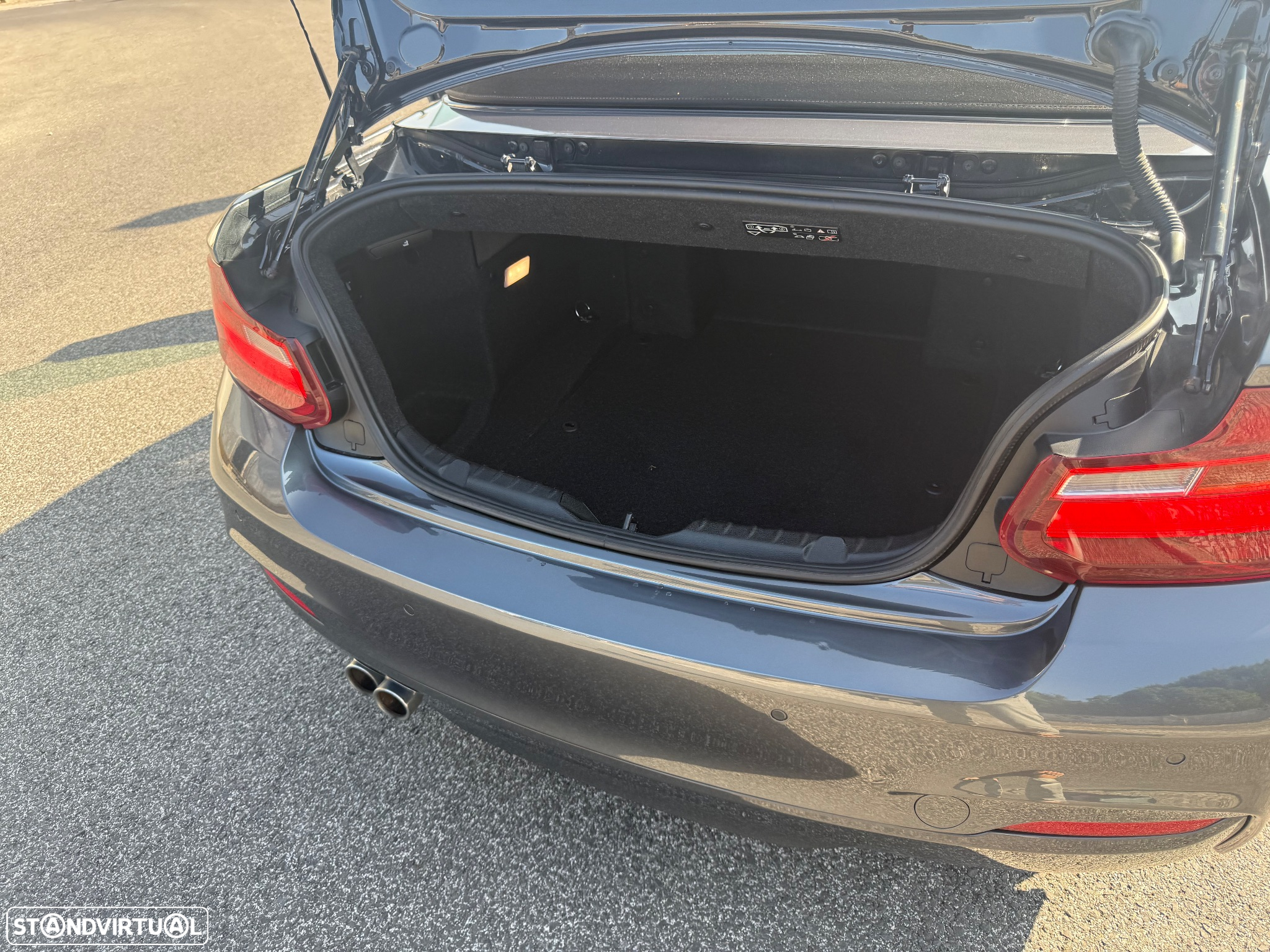BMW 220 d Cabrio Pack M Auto - 43