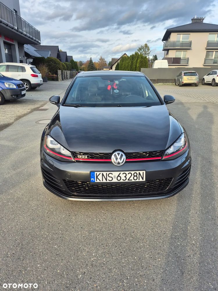 Volkswagen Golf 2.0 TSI BMT GTI Performance DSG - 4
