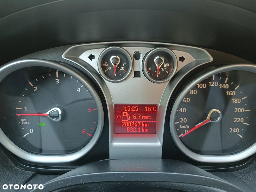 Ford Kuga 2.0 TDCi 4x4 Trend - 27