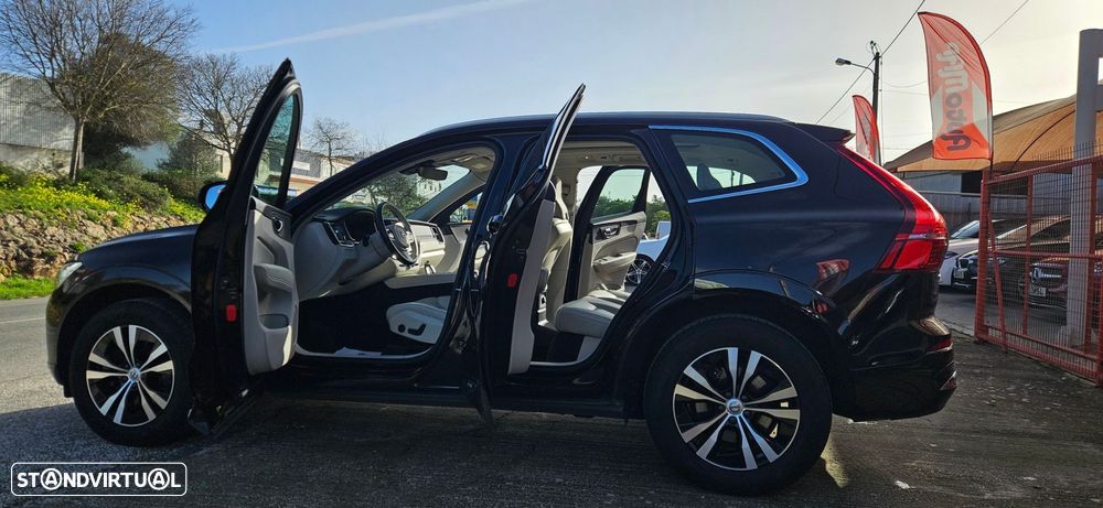 Volvo XC 60 2.0 T6 PHEV Core AWD - 3