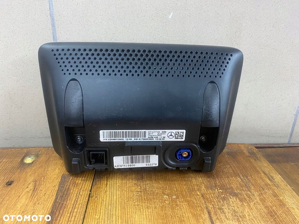 MERCEDES 246 117 176 monitor A 2469007314 - 2