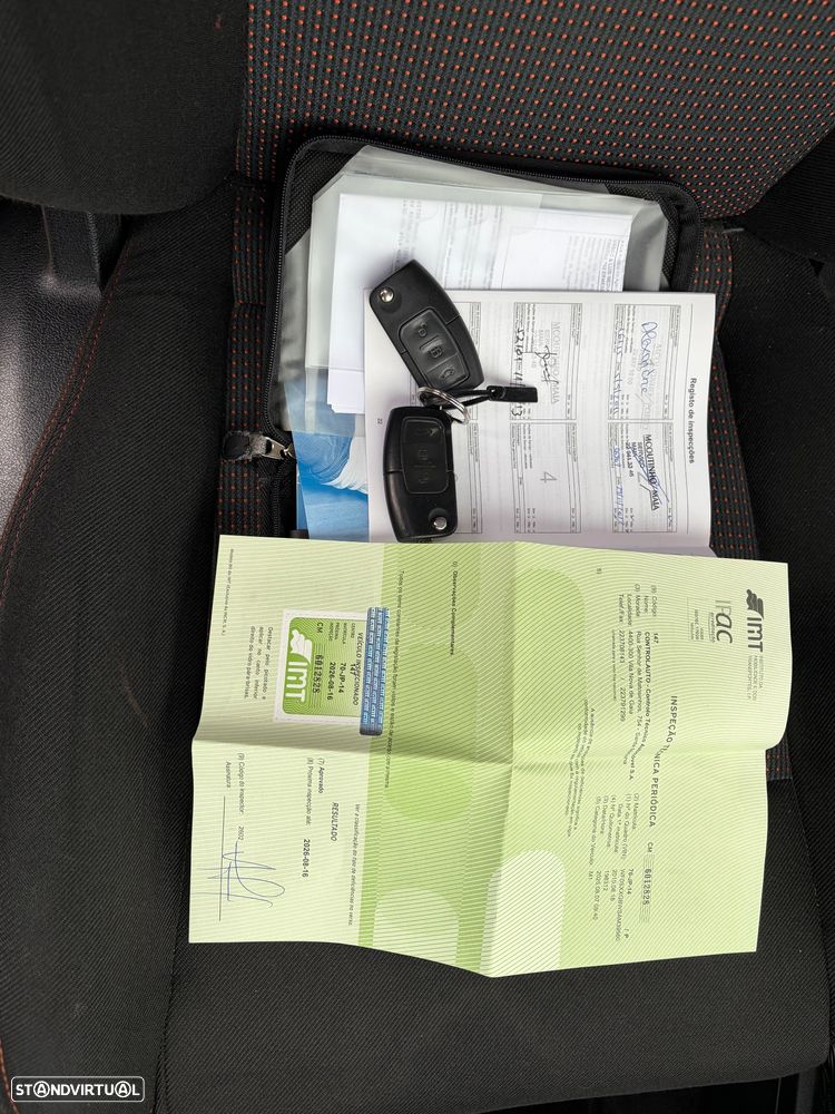 Ford S-Max 2.0 TDCi Trend 7L - 24