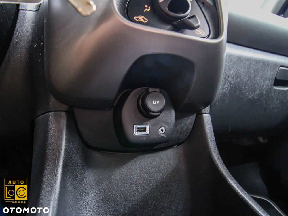 Peugeot 108 VTI 68 ETG5 Allure - 24