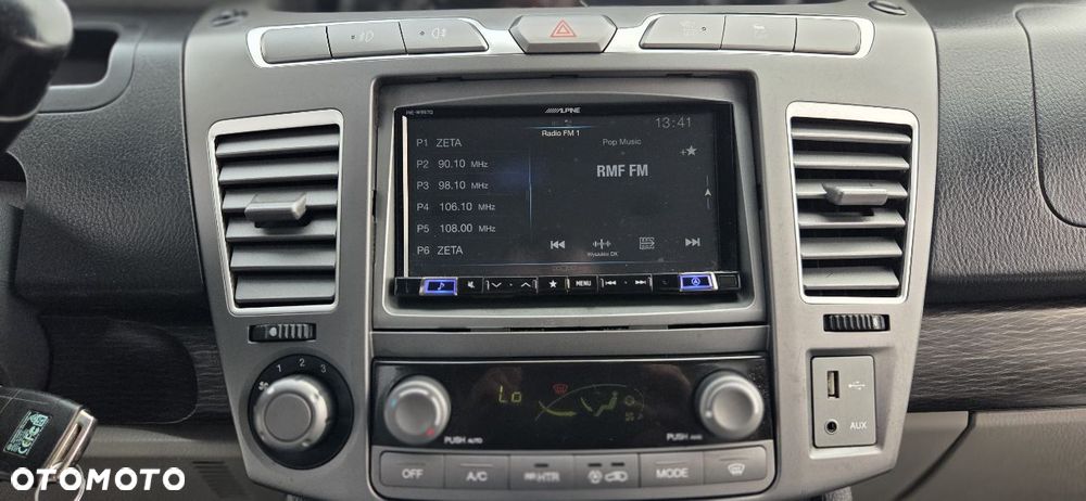 SsangYong/KGM Rodius 2.2 e-XDi220 Automatik 4WD Sapphire - 27