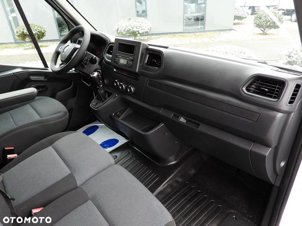 Renault MASTER PLANDEKA 10 PALET TEMPOMAT LEDY PNEUMATYKA KLIMATYZACJA  165KM - 38