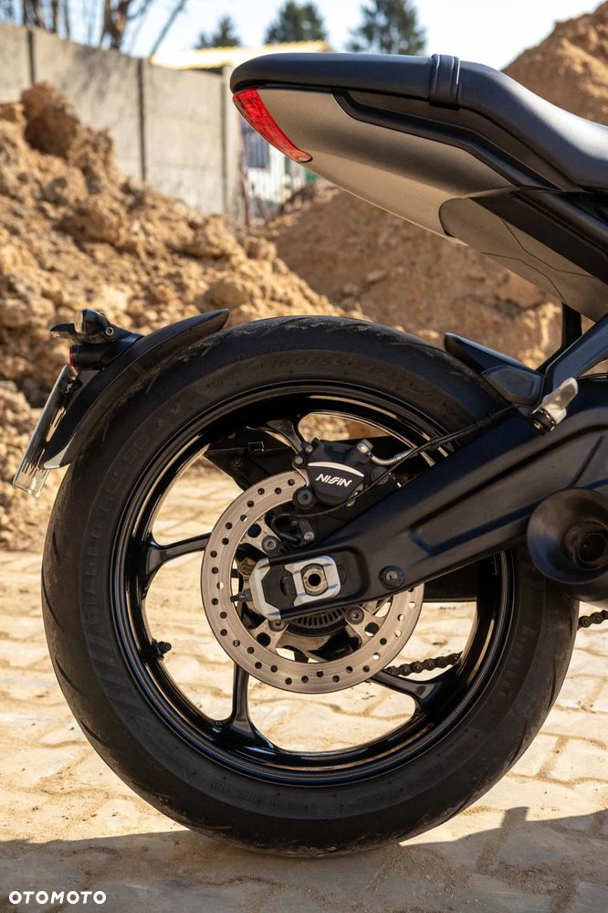 Triumph Trident - 29