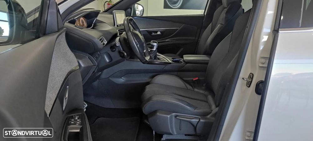 Peugeot 5008 1.5 BlueHDi GT Line - 17