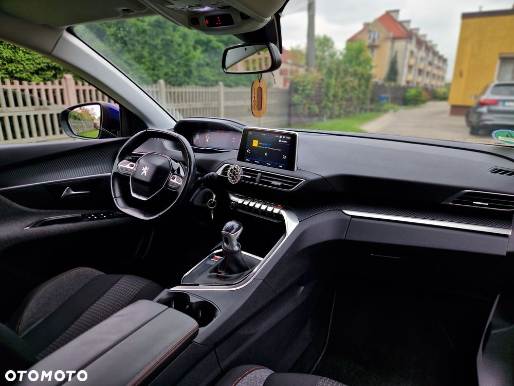 Peugeot 3008 - 8