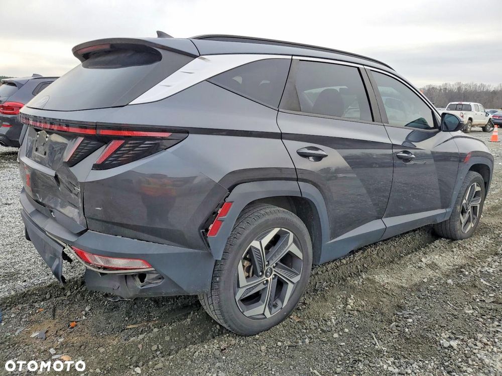 Hyundai Tucson - 4