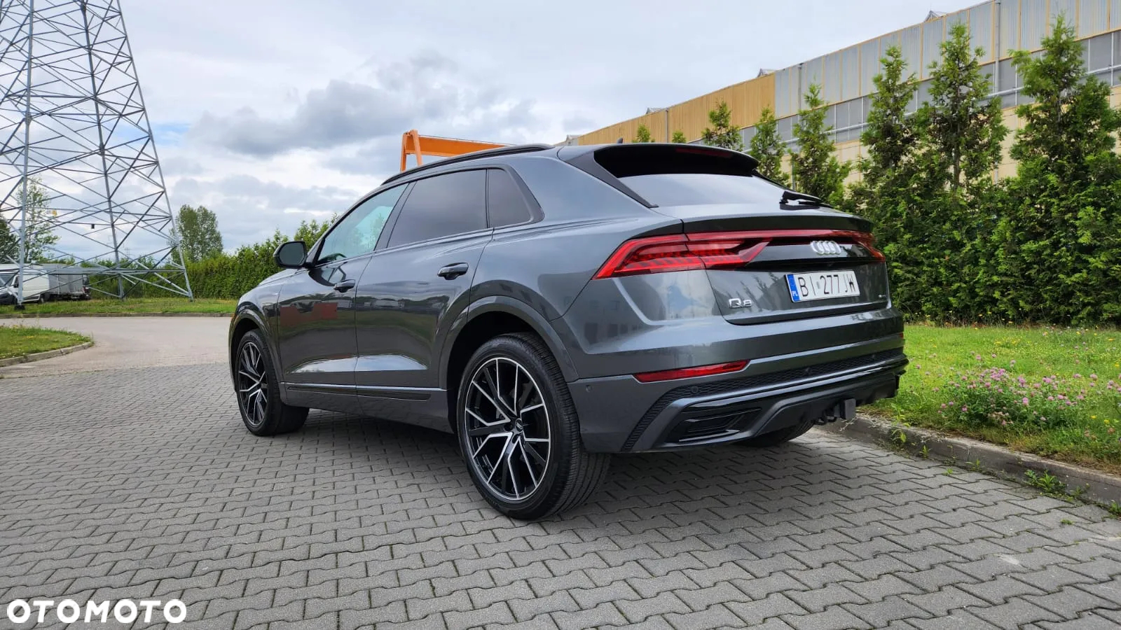 Audi Q8 55 TFSI quattro tiptronic - 5
