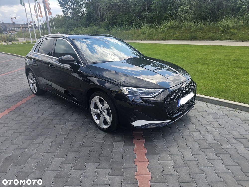 Audi A3 Sportback - 1