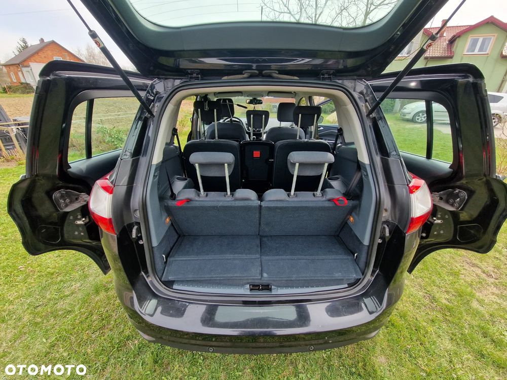 Ford Grand C-MAX 1.6 TDCi Titanium - 22