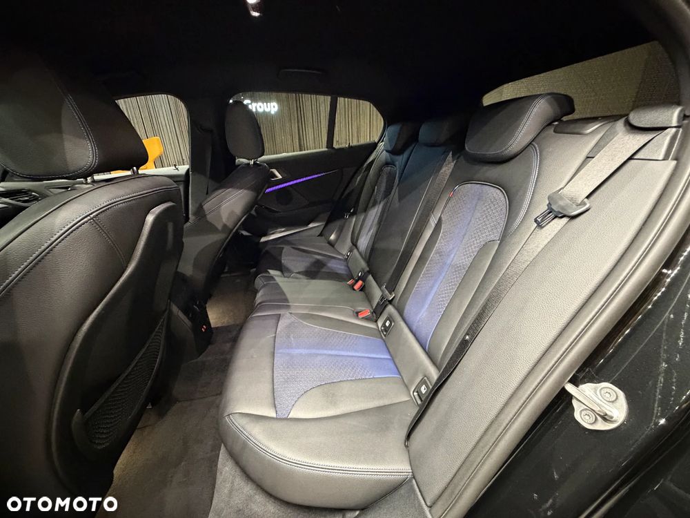 BMW Seria 1 118d M Sport - 12