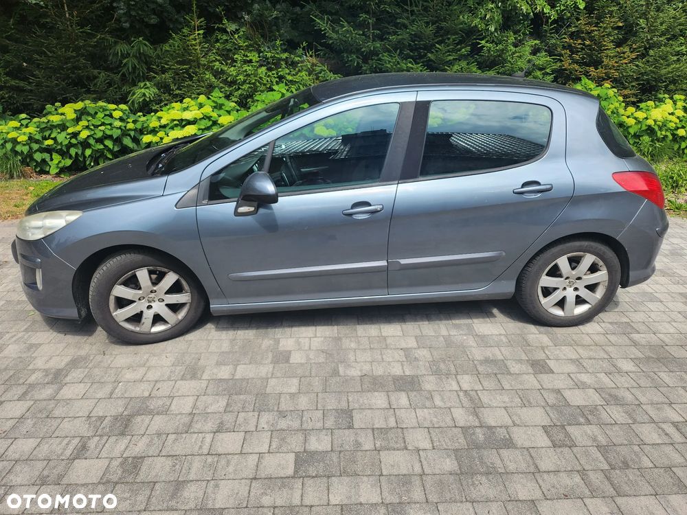 Peugeot 308 - 1