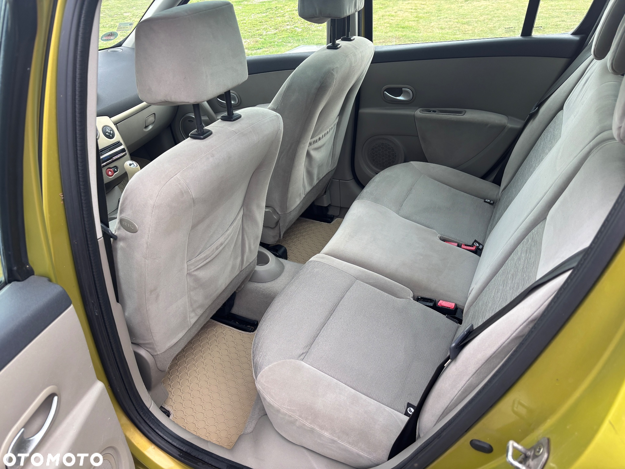 Renault Clio 1.6 16V Privilege - 20