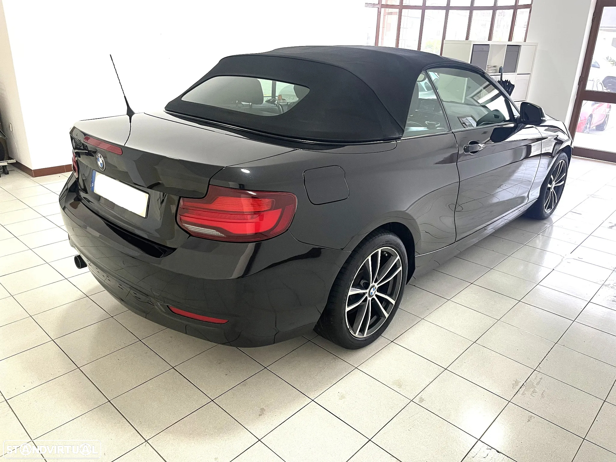 BMW 218 d Cabrio Line Sport Auto - 11