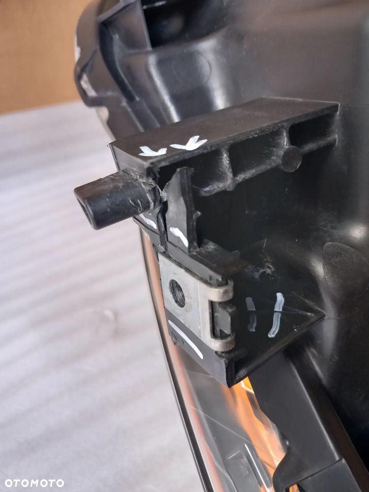 Lampa MAZDA 3 lift 2016- przód/ przednia prawa USA Warszawa Mazowieckie - 30