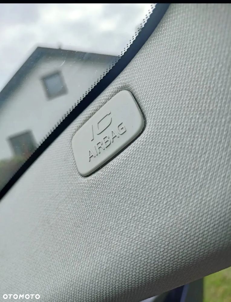 Volvo V40 - 18