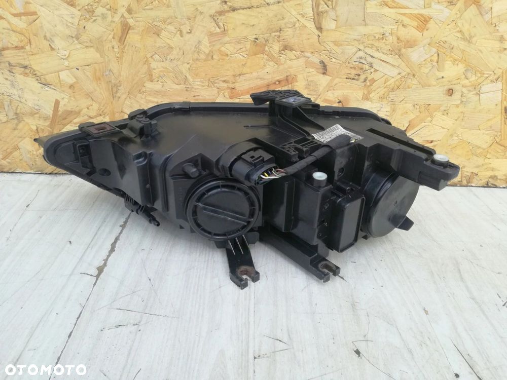 Audi A4 B8 Lift lampa reflektor przód prawa Anglik 11/14 - 6