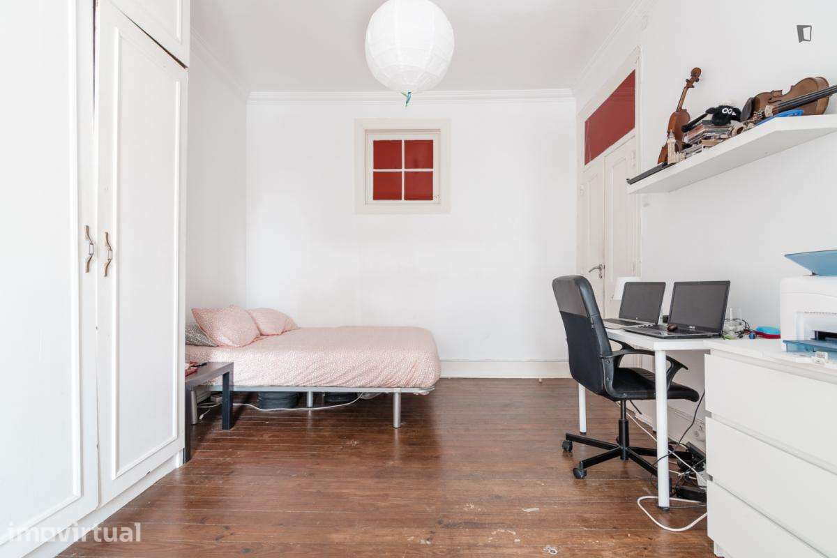 Quarto - localizado em Arroios Lisbon - Grande imagem: 2/16