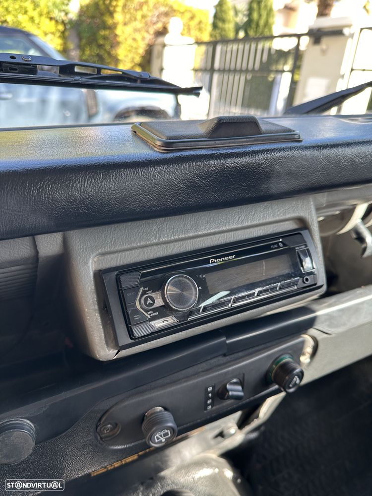 Land Rover Defender 90 2.5 TDi Metal Top - 7