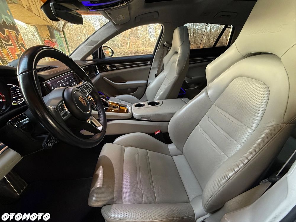 Porsche Panamera Turbo S E-Hybrid - 18