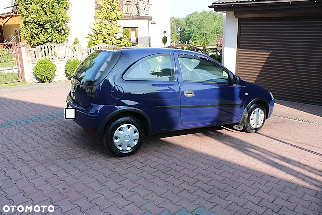 Opel Corsa 1.2 16V Cosmo - 5
