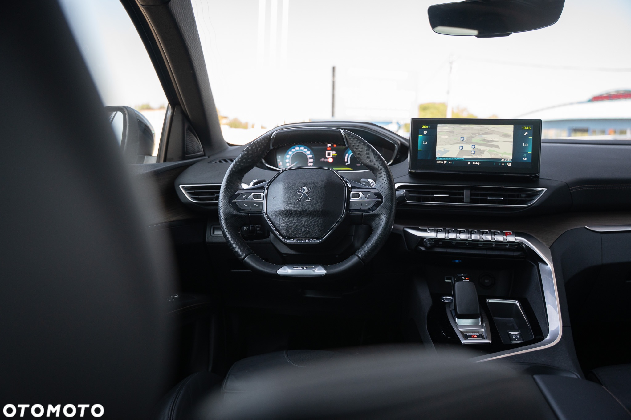 Peugeot 3008 Plug-In Hybrid 225 e-EAT8 GT - 28