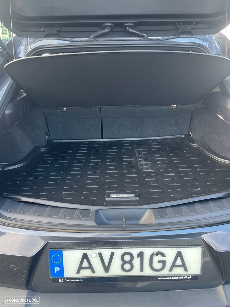 Lexus UX 250h - 12