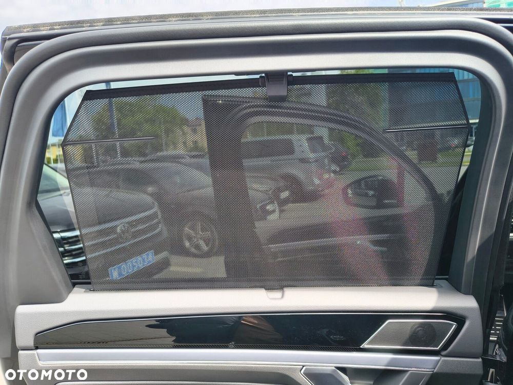 Volkswagen Touareg - 34