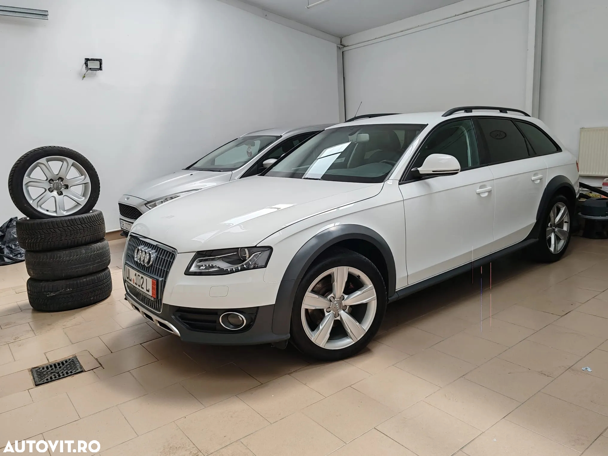 Audi A4 Allroad - 10