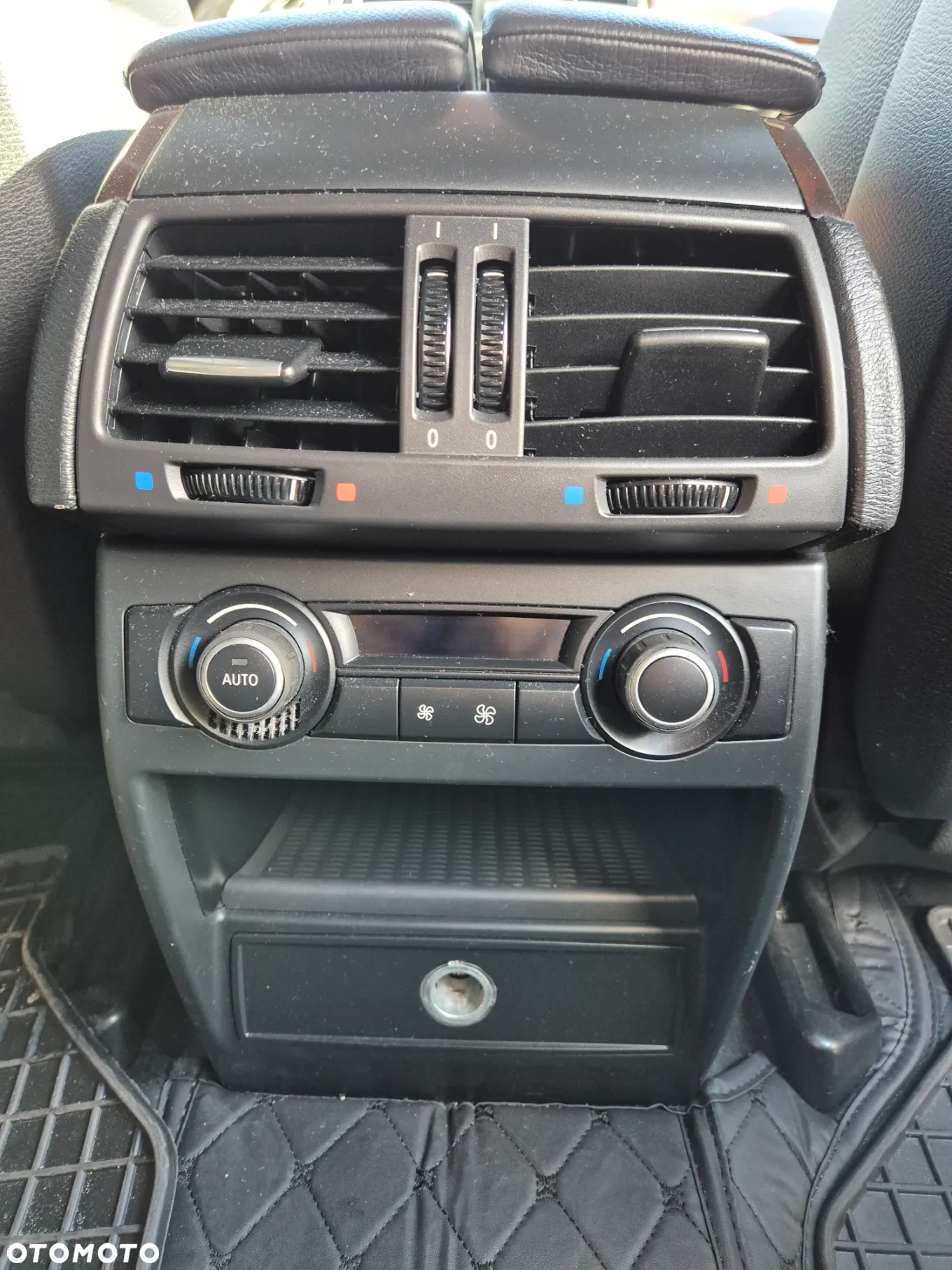 BMW X5 xDrive35i Sport-Aut - 14