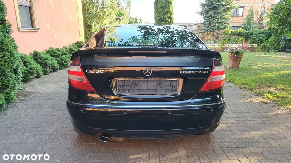 Mercedes-Benz Klasa C 200 Kompressor Automatik - 8