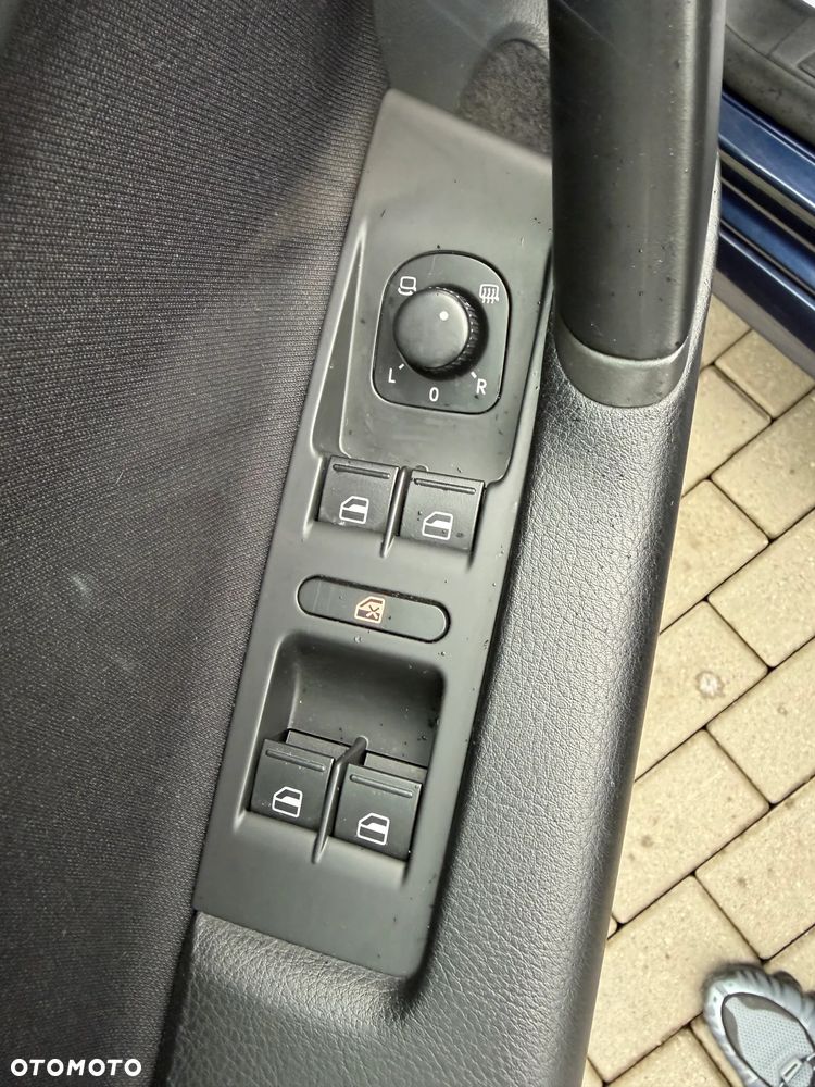 Volkswagen Passat 1.8 TSI DSG Comfortline - 30